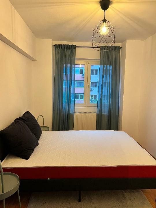 3 cam decomandat modern metrou Eroii Revolutiei S316 - Poză 12