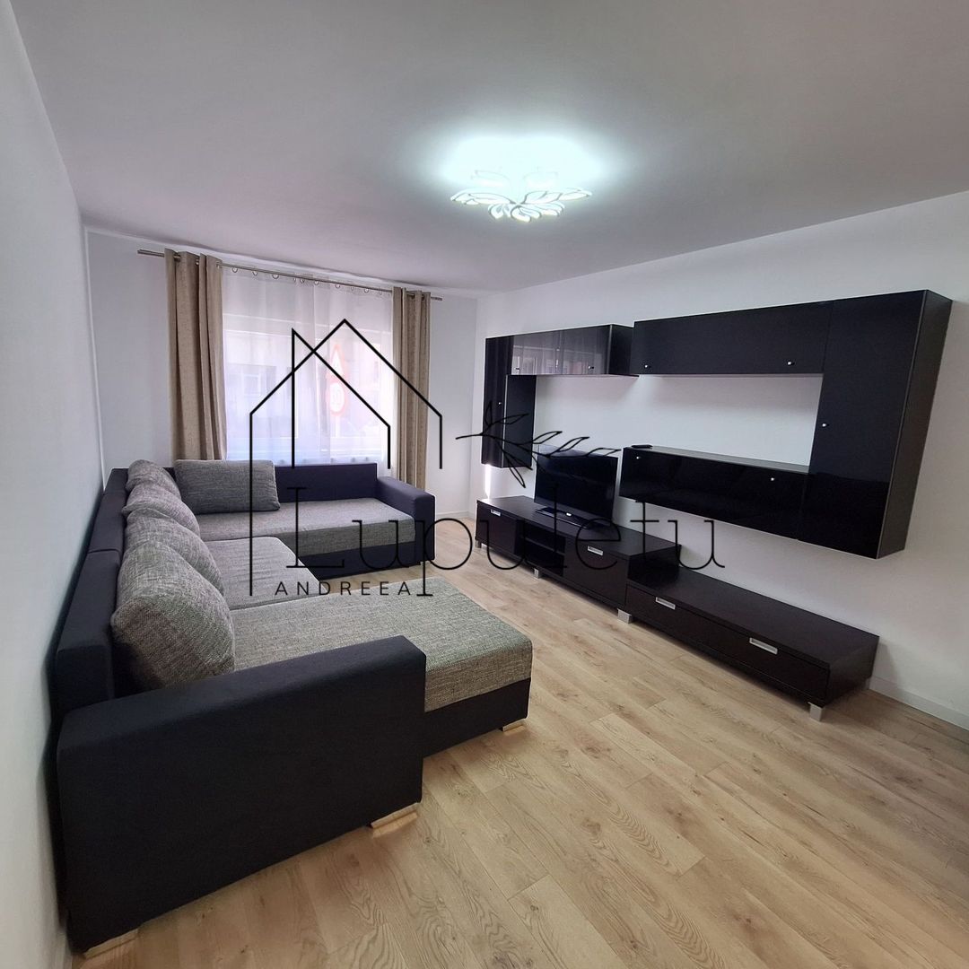 Apartament de Inchiriat | 3 Camere | Parter | Decomandat | Strand - Poză 1