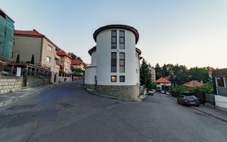 Vilă cu vedere panoramică – Central Brașov - Poză 23