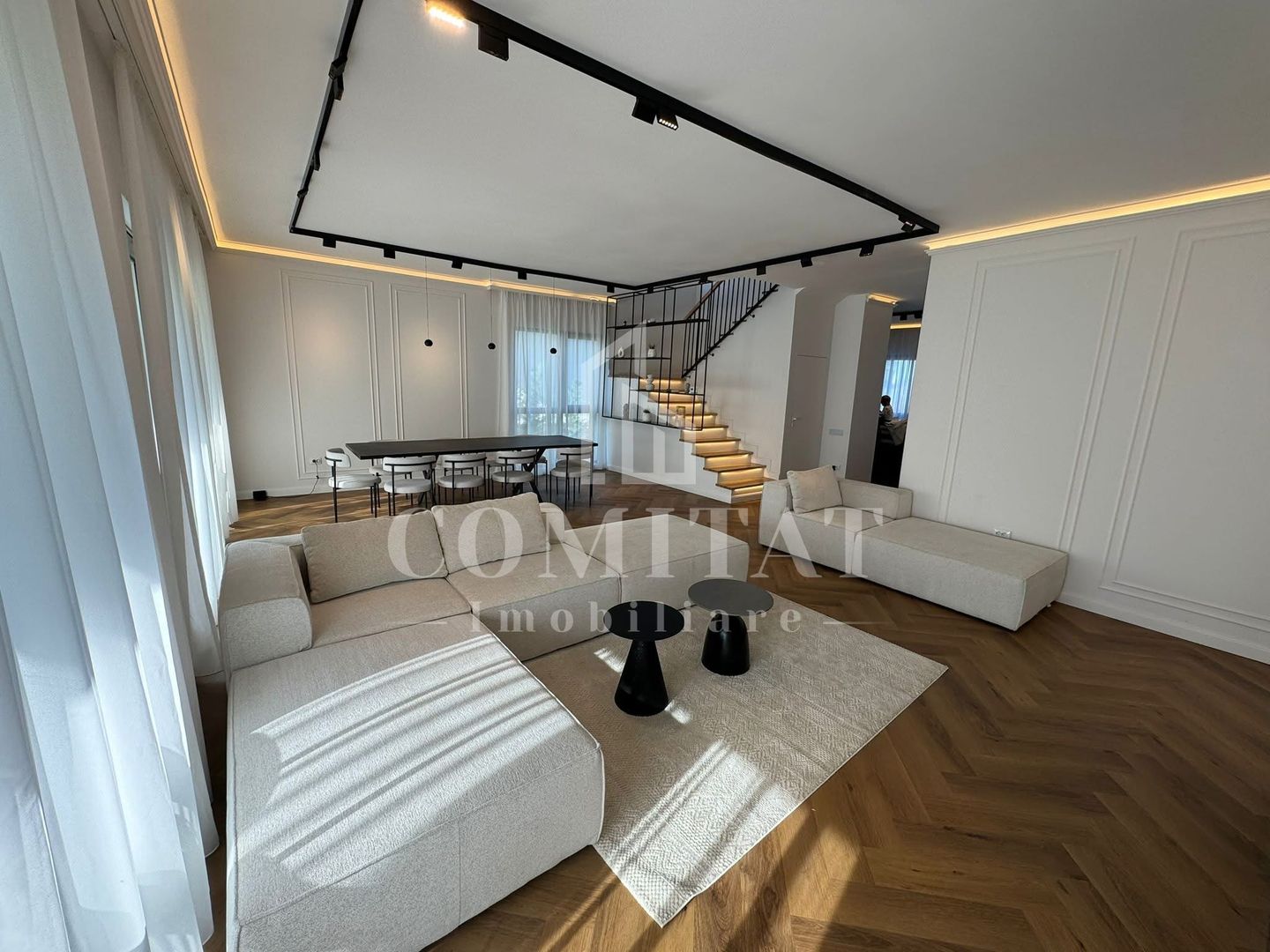 Vila de lux | locație cu panoramă | cartierul Andrei Mureșanu - Poză 4