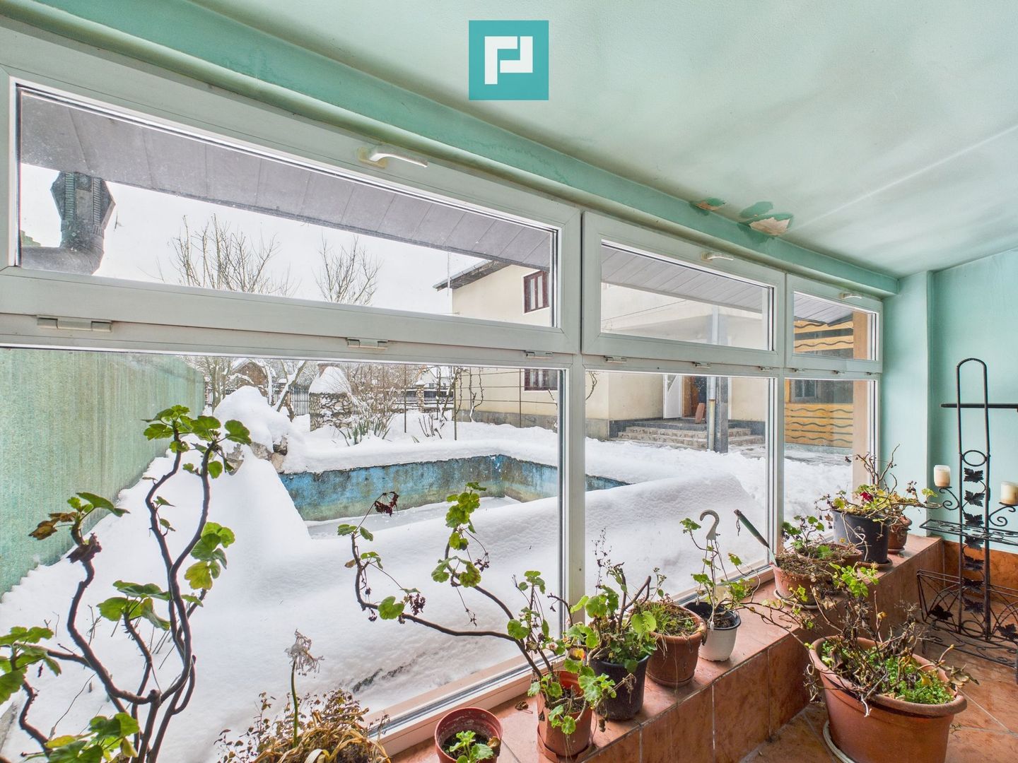 Casă cu etaj Căpâlnaş - Poză 19