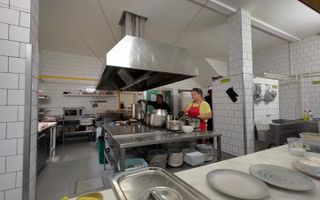 Popas Turistic Poiana Sărată – Complex turistic de vânzare - Poză 17