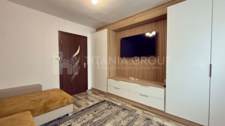 Garsonieră modernă, prima închiriere, etaj intermediar- zona Tractorul - Poză 1