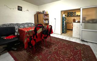 Casa la curte, Posibilitate de masardare, Central!! - Poză 2