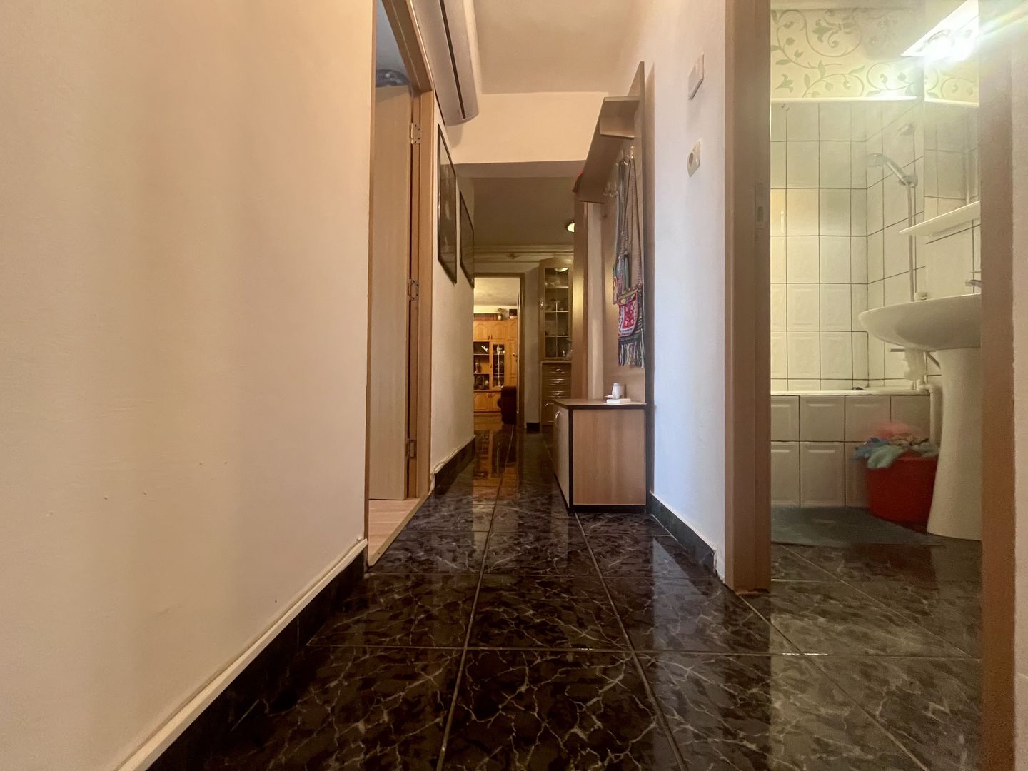 Apartament 3 camere decomandat- Micro 4, Târgoviște - Poză 6