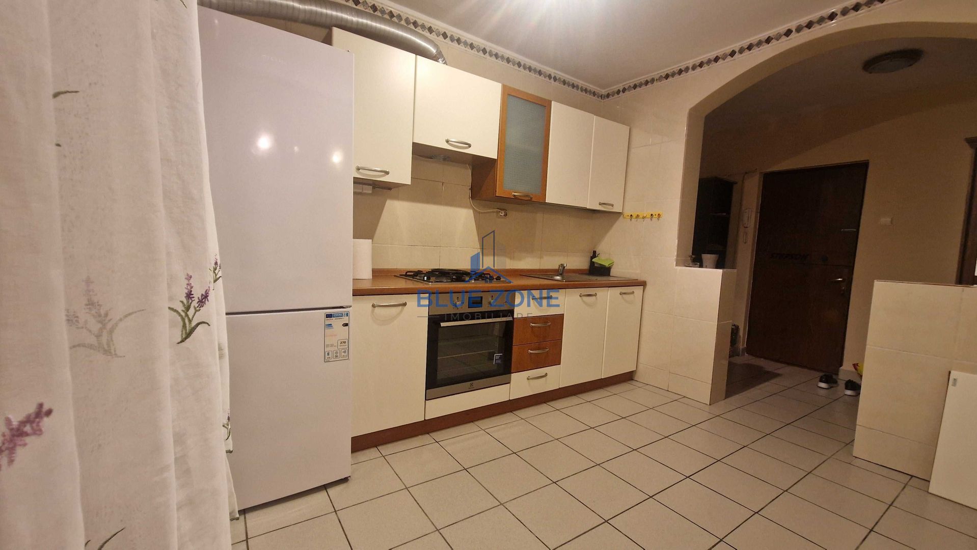 Particular Inchiriez apartament 2 camere zona 13 Septembrie-Sebastian - Poză 7