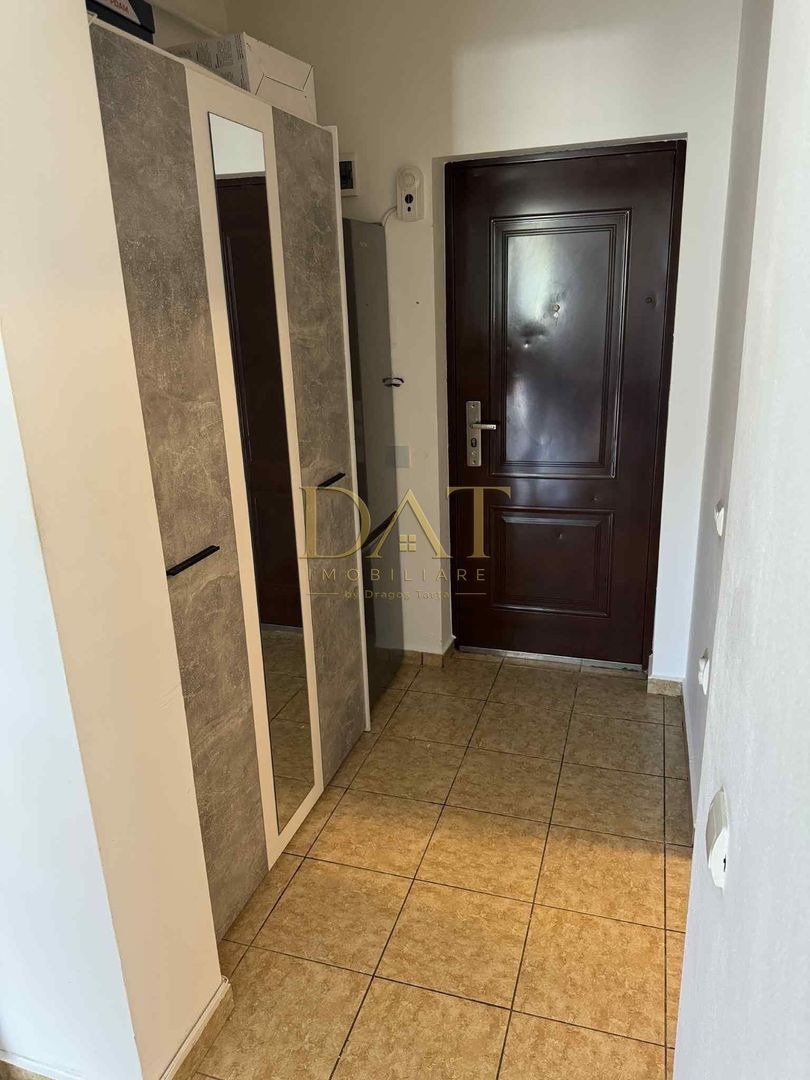 Apartament 1 camera, preluare chiriasi, etaj intermediar, zona Porii - Poză 3