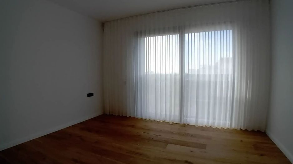 Apartament spatios 3 camere tip duplex I Zona Baneasa - Aerogarii - Poză 9
