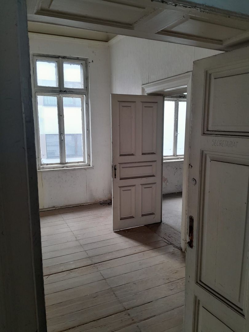 Casa 420,81 mp + teren 566 mp - Ultracentral - Unirii - Poză 16