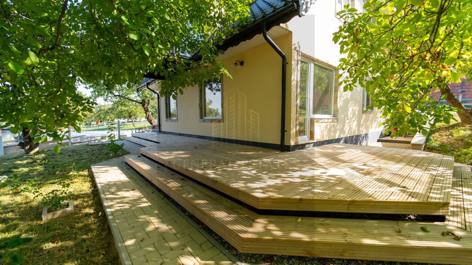 Casa de vacanță din Tohănița – locul unde muntele întâlnește liniștea - Poză 2