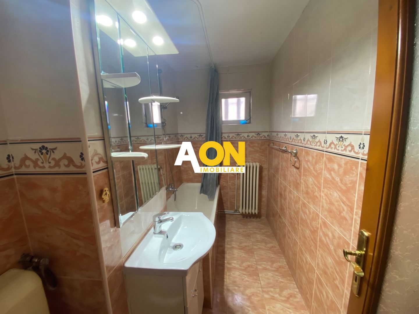 Apartament 2 Camere, Etaj 3, Loc de Parcare, Cetate - Poză 6