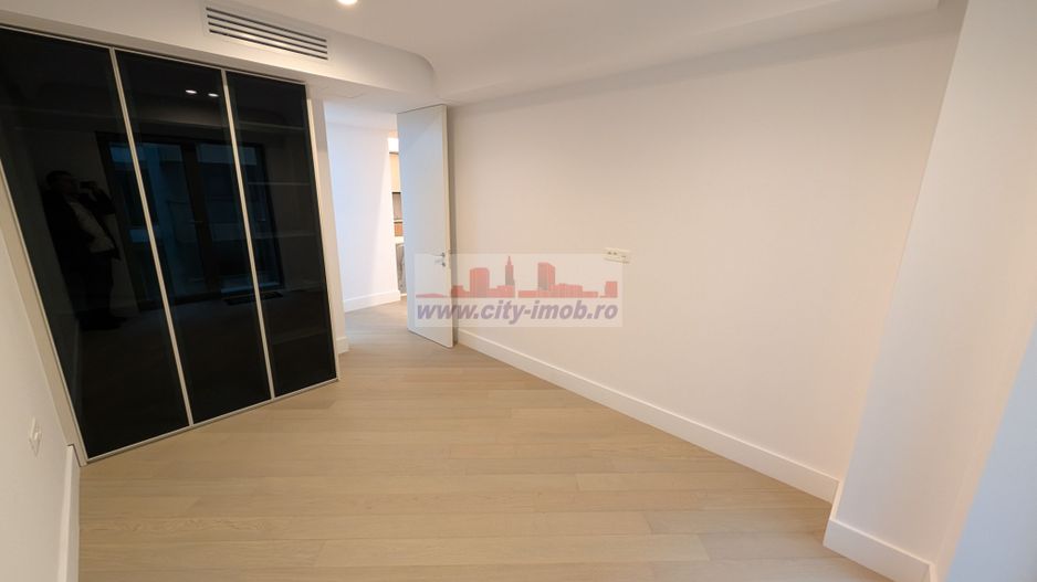 Inchiriere  Apartamnet  3  Camere Iancu Nicolae - Poză 13