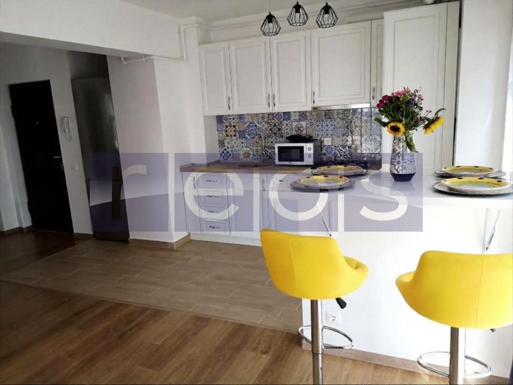 DE VANZARE 3 CAMERE 2 BAI - GHENCEA - METROU - PARCARE - Poză 2