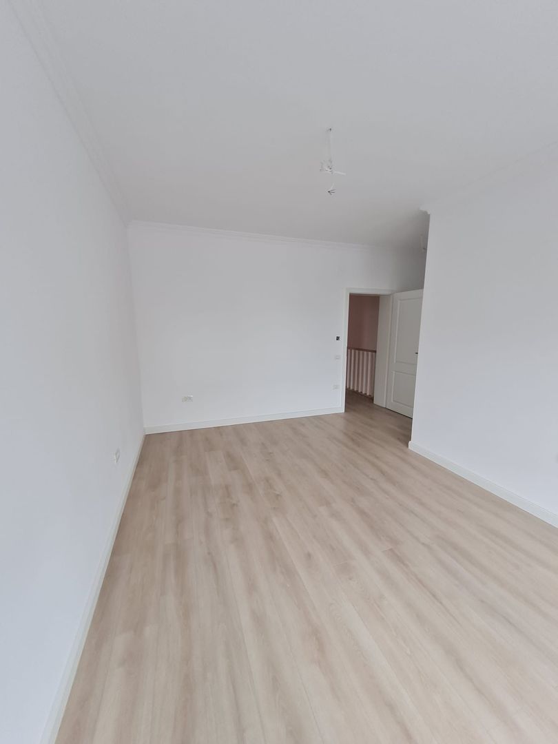 Proiect deosebit la 5 minute de Iulius Town - Poză 47