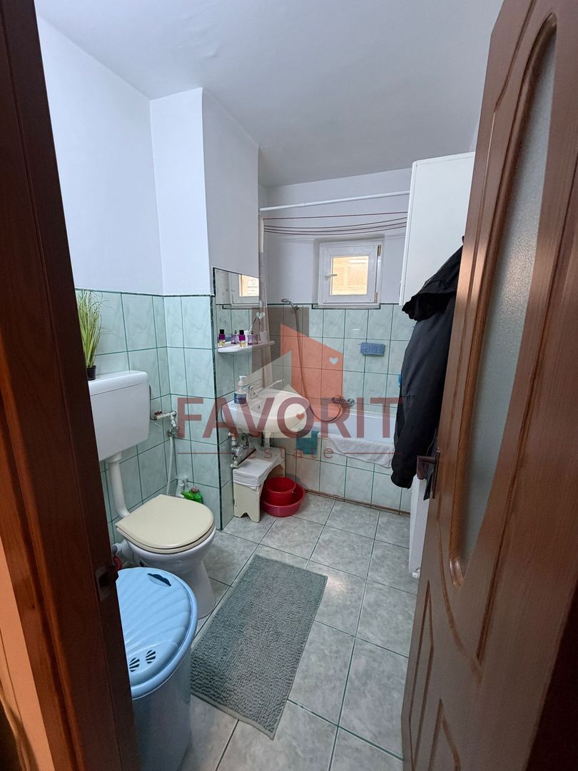 3 camere | etaj 1 | centrala proprie | mobilat si utilat | 2 bai | 2 balcoane | - Poză 9