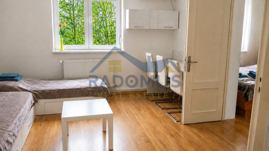 De închiriat – Garsonieră dublă | 350 €/lună | Central - Poză 2