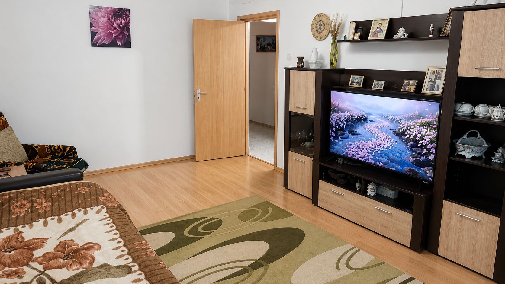 Apartament 4 cam, 79 mp, etaj 1, 2 băi, 2 balcoane, Lipovei – 130.000 - Poză 1