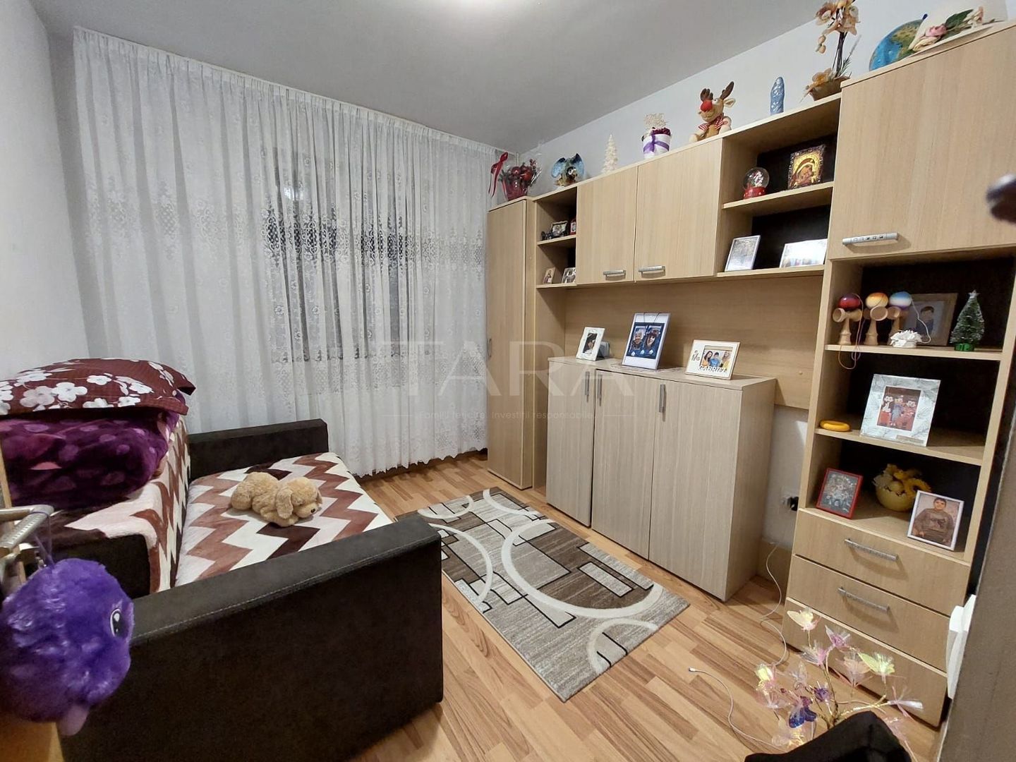Apartament cu 3 camere de vânzare în zona Luxor - Poză 2