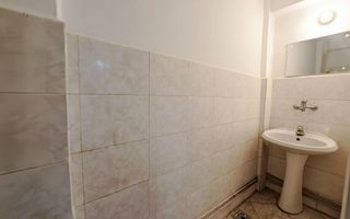 Com 0% Apartament cu o camera, parcare in curte | Piata Victoriei - Poză 5