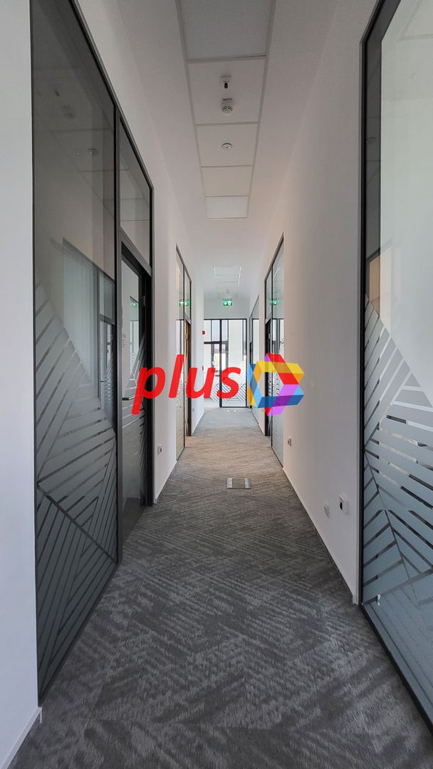 Spatiu de birouri- 20 mp utilități incluse  4 birouri # Plus-imo.ro - Poză 7