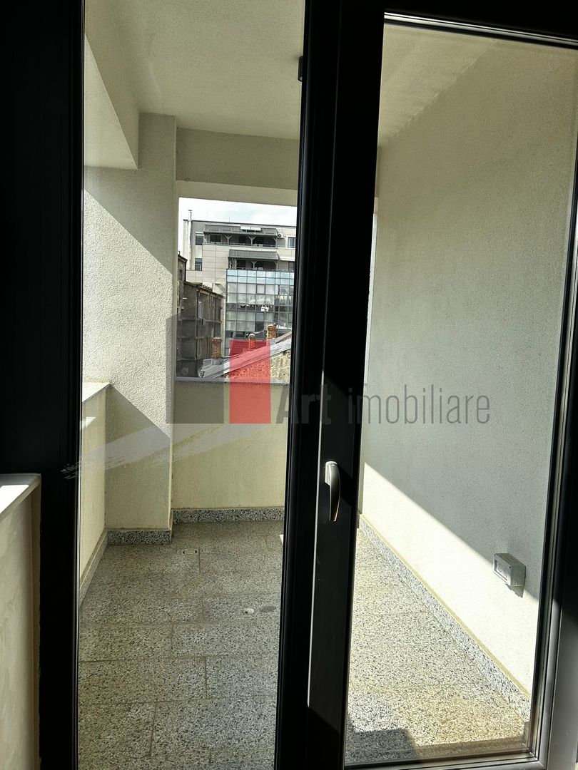 Apartament cu 3 camere - Zona Unirii - Poză 8