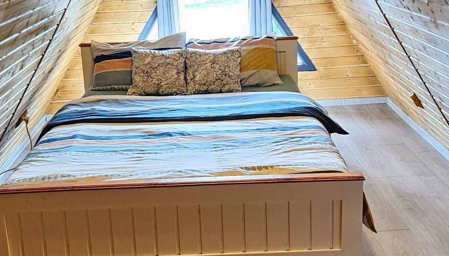 Complex din casa noua si 3 cabane, piscina încalzita 6600 mp teren - Poză 5