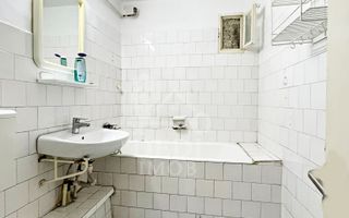 Apartament cu 3 camere de inchiriat zona Rogerius, Oradea - Poză 13