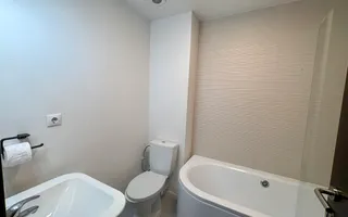 APARTAMENT de LUX cu 3 CAMERE cu Terasa si loc de parcare - Poză 14
