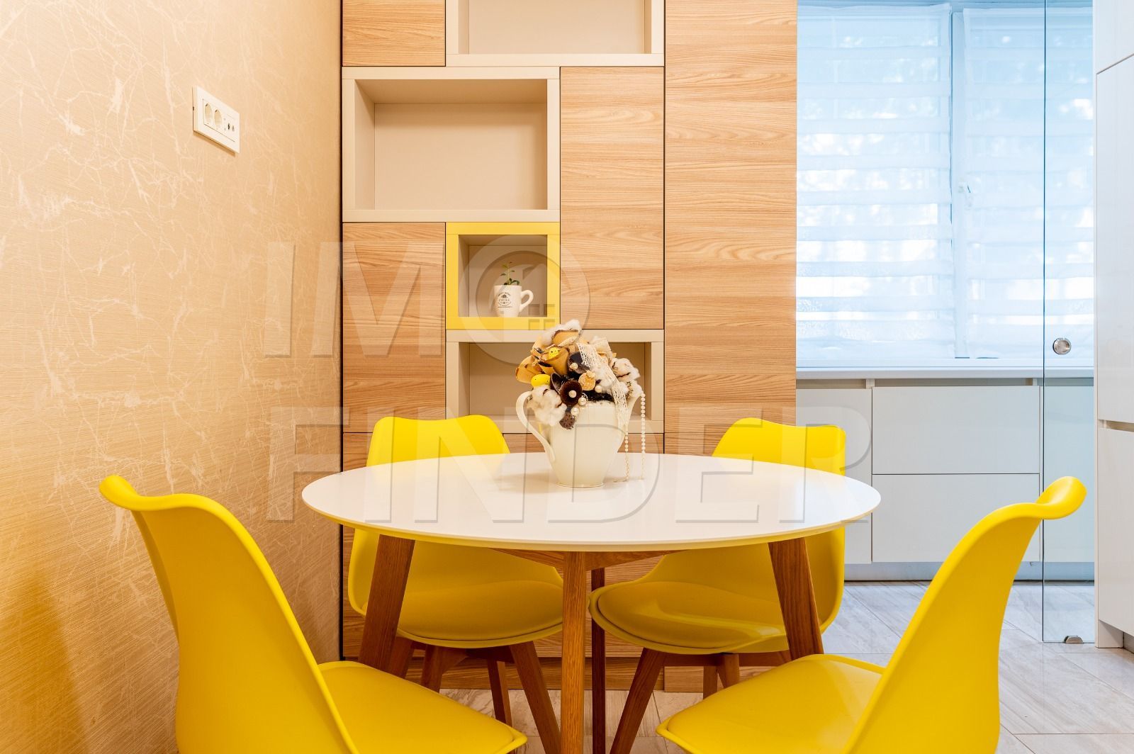 Apartament spatios, 120 mp, cu garaj si parcare – Plopilor - Poză 3