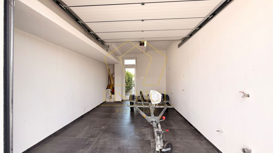 Duplex deosebit cu 5 camere | Garaj + beci | Dumbravita - Poză 12