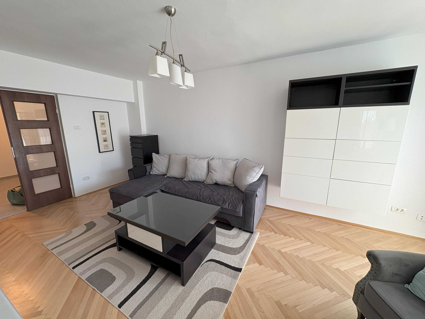 Închiriez apartament 2 camere modern, Unirii, renovat, petfriendly - Poză 2