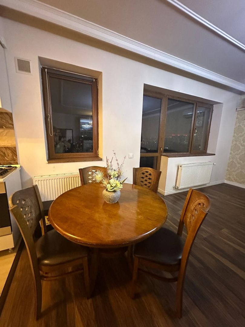 De vanzare apartament 2 camere - Mihai Bravu - Poză 8