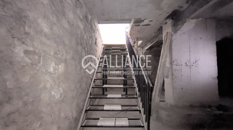 POLICLINICA CU PLATA(cod03) - Spatiu comercial luminos si inalt ! - Poză 7