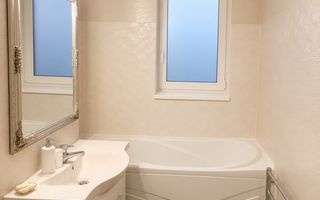 Apartament 3 camere de închiriat – Bloc nou | Lift | Parcare | 750 € - Poză 7