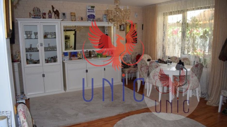 Super casa, super pret, zona Consul! - Poză 7