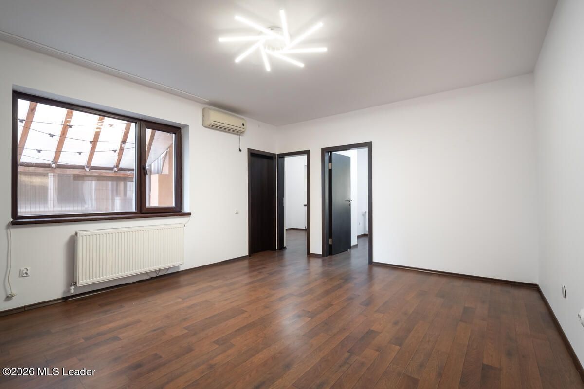 Cotroceni - Carol Davila, Townhouse 232 Mp - Oportunitate Rara - Poză 2