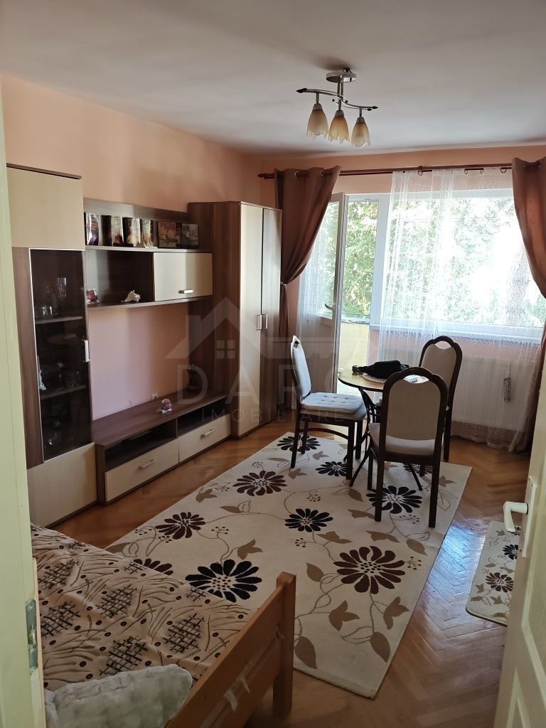 Se vinde apartament cu 2 camere str. Violetelor tg -mures - Poză 2