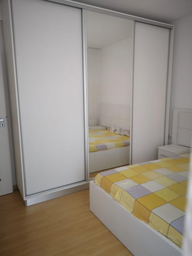 Apartament spatios cu 2 camere decomandat | 63 mp + 2 balcoane | Parcare - Poză 2