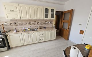 Inchiriere apartament spatios, bloc nou, garaj, Craiovei - Poză 3