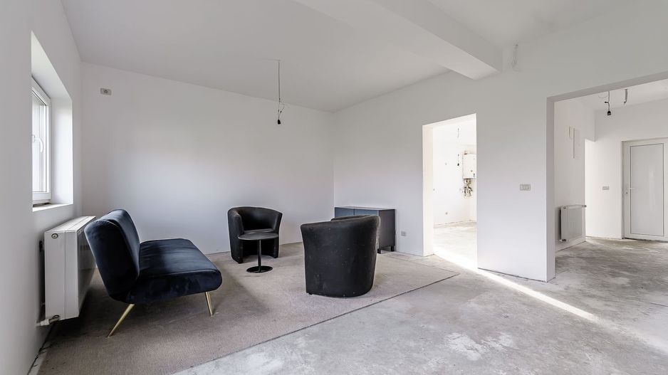 Casă nouă, în cartier Finberg Gai - Poză 9