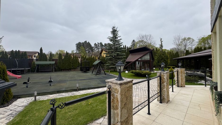 Pensiune deosebită în Bran || priveliște panoramică, facilitati premium - Poză 44
