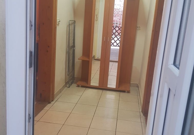 Apartament 1 camera Iosefin la curte - Poză 4