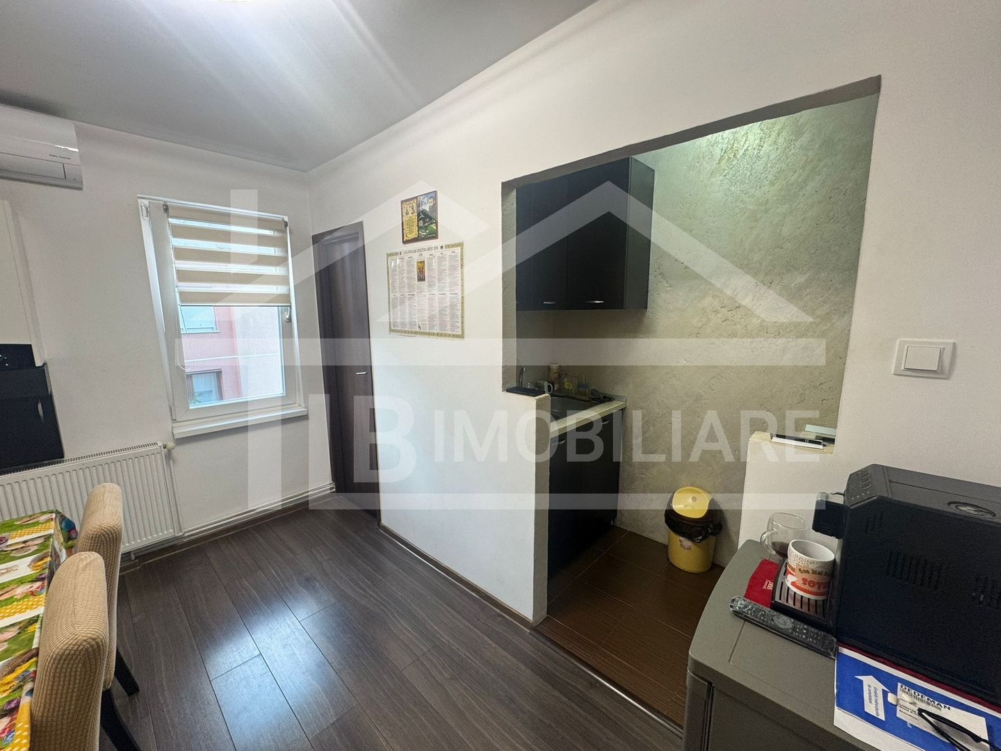 Apartament cu 3 camere, 70 mp, decomandat, garaj, Zona Fortuna - Poză 10