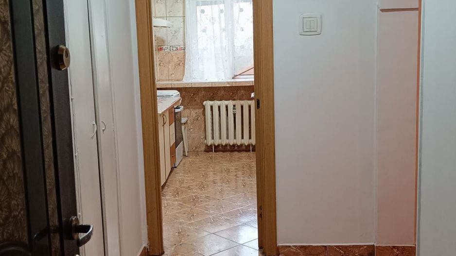 Apartament 2 camere decomandat bloc 1980 langa metrou Gorjului - Poză 14