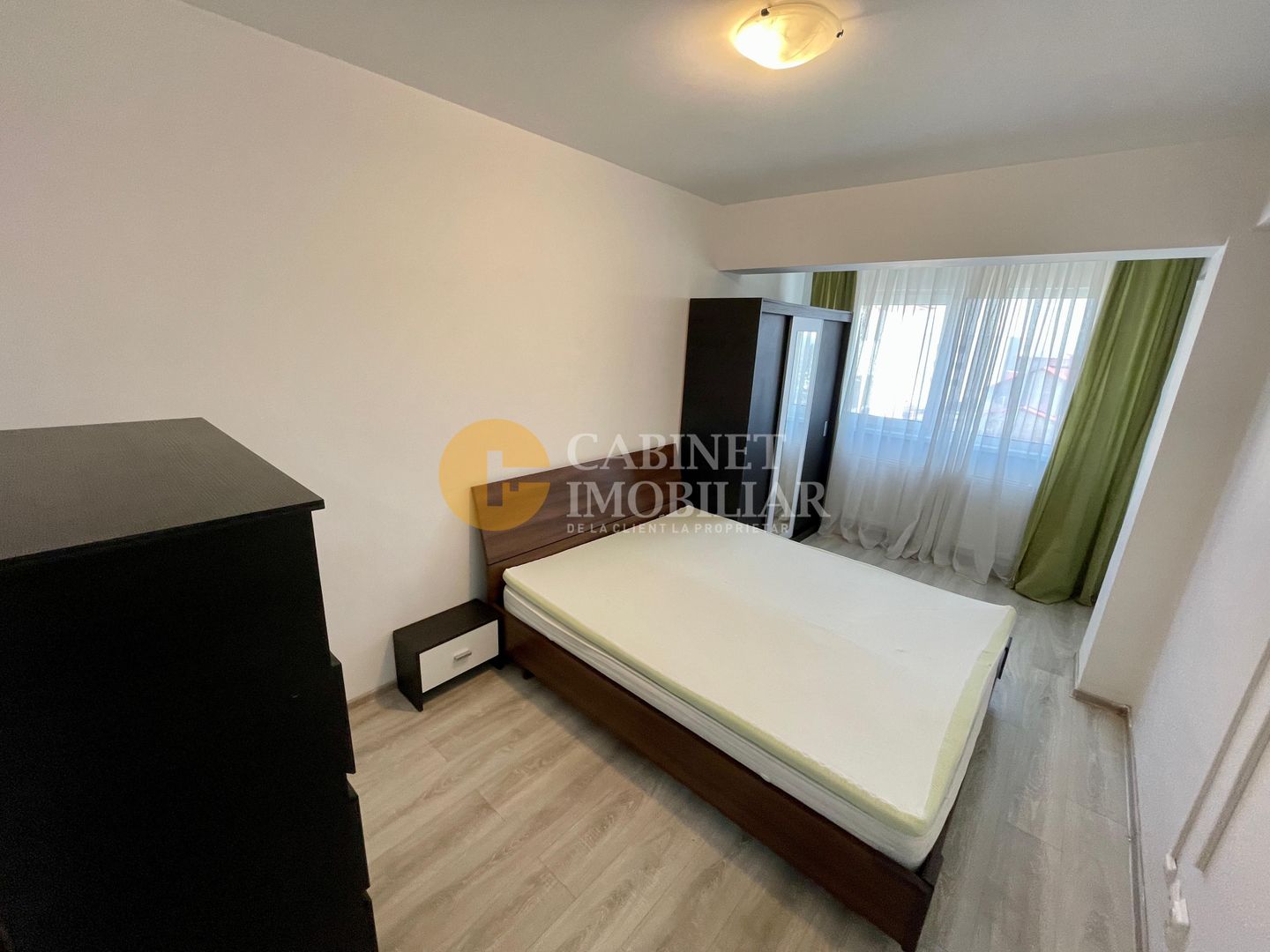 Galata - Bloc Nou - 2 Camere decomandat - Etaj 1 - Mobilat/Utilat - 54 MP - Poză 6