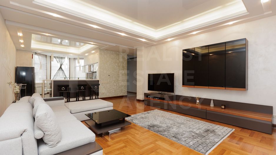 Vânzare, casă, 180 mp + 5 ari strada Calea Trușenilor ,Trușeni. - Poză 7