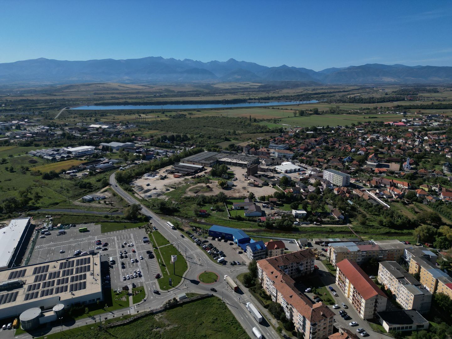 Oportunitate strategică de dezvoltare în Hațeg 3.079 mp - Poză 3