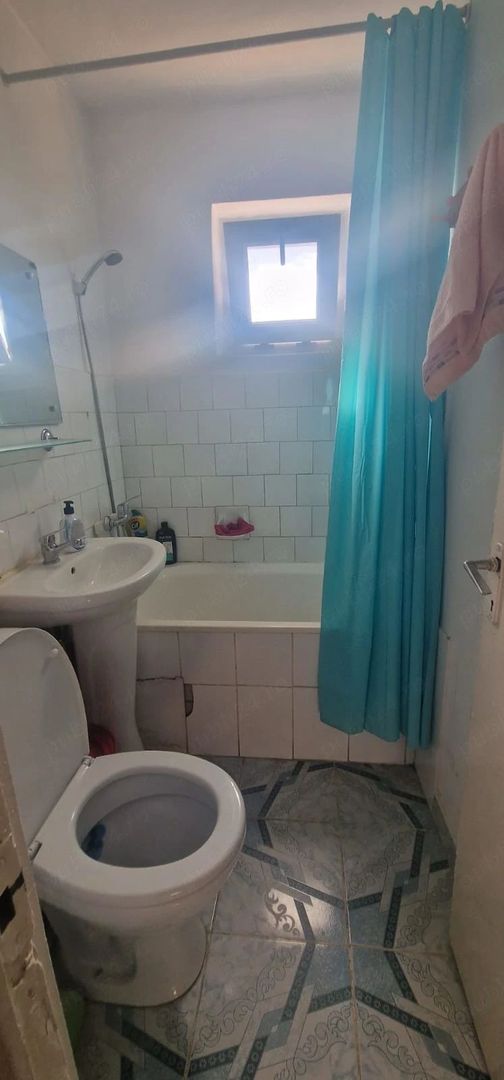 Camera camin- Valea Rosie - Poză 9