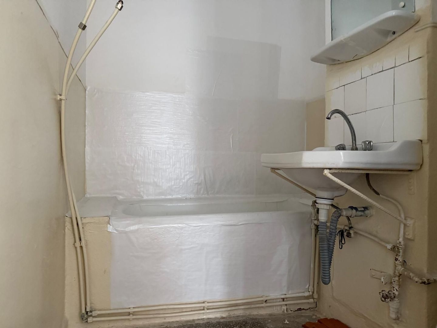 Apartament 3 camere decomandat – Micro 11, lângă Colegiul Cantacuzino - Poză 7