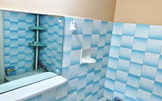 Inchiriez apartament cu 2 camere,clima centrala, zona Calea Sagului/ 300 euro. - Poză 18